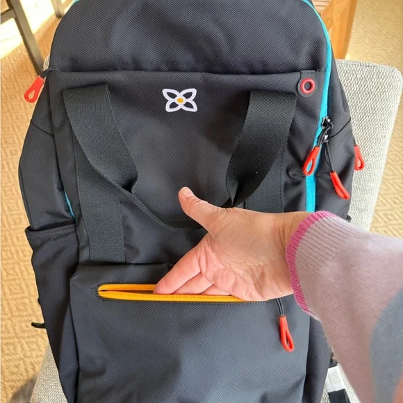 NWT Sherpani Tote Backpack Camden Black with Colorful Accents - Picture 3 of 9